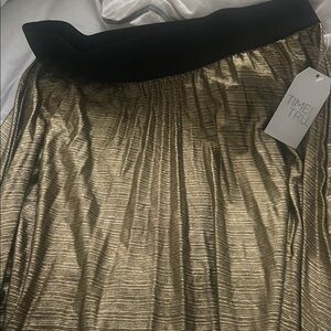 Time and Tru Metallic Gold Midi Pleated Skirt